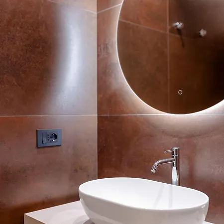 Bed & Breakfast Seasons 3*