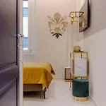 Seasons Bed & Breakfast