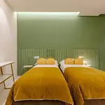 Bed & Breakfast Seasons