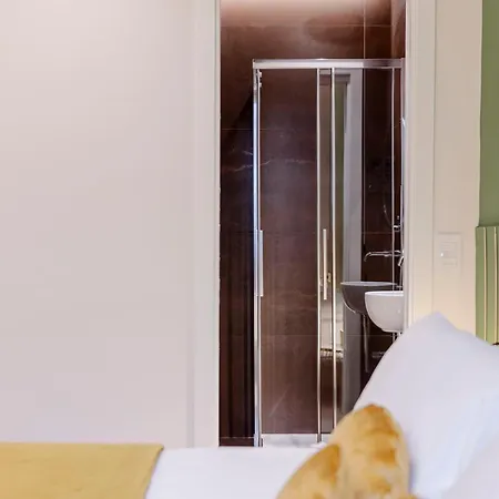 Seasons פירנצה