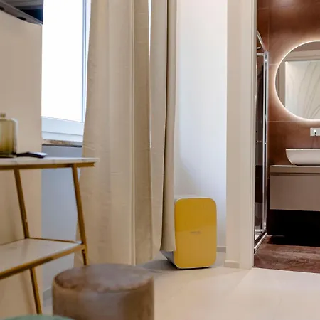 Seasons פירנצה