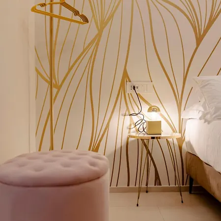 Seasons פירנצה