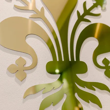 Seasons לינה וארוחת בוקר 3*